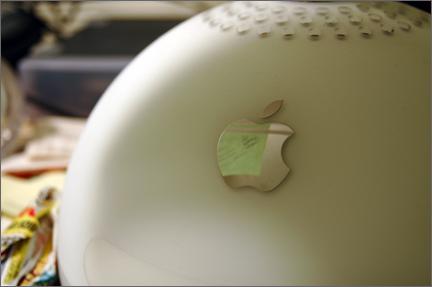shinyapple.jpg